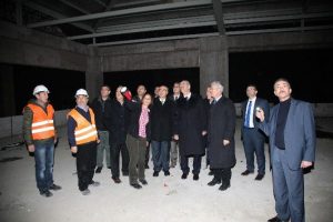 Bursa başkanlık binasında sona doğru