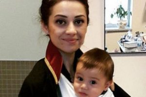 Protesto i&ccedil;in duruşmaya b&ouml;yle geldi!