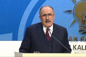 Kılı&ccedil;daroğu'nun gafını yorumladı: Komedi