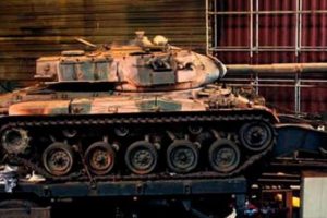 &Ccedil;alıntı oto ararken tank buldular