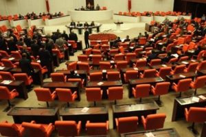 Y&uuml;ce Divan dosyası not defteri oldu