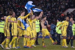 Lig kupasında Tottenham finale &ccedil;ıktı!