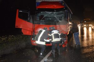 Bursa'da TIR'da can pazarı!