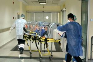 Ebola'dan &ouml;l&uuml;m en d&uuml;ş&uuml;k seviyede
