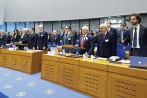 Sevr'e sığındı
