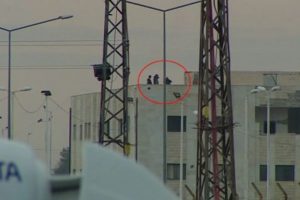 IŞİD'den d&uuml;rb&uuml;nl&uuml; taciz