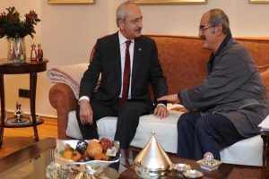 Kılı&ccedil;daroğlu'dan B&uuml;y&uuml;kerşen'e ge&ccedil;miş olsun ziyareti