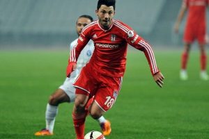 Tolgay Arslan'dan s&uuml;per başlangı&ccedil;