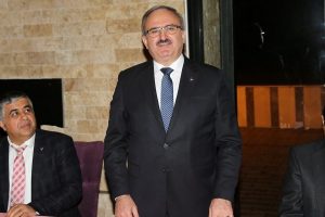 Bursa Valisi'nden &ouml;ğrencilere sahip &ccedil;ıkın &ccedil;ağrısı