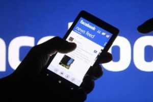 Facebook &ccedil;&ouml;k&uuml;nce acil yardım hattını aradılar!