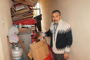Yaşam m&uuml;cadelesi: Ekmek parası i&ccedil;in...