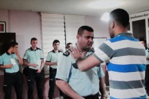 Vekil oğluna para, polise hapis cezası