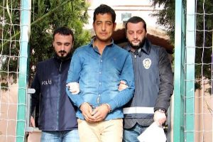 Kadını &uuml;&ccedil;&uuml;nc&uuml; kez dolandırmak isteyince yakalandı