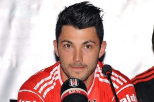 Beşiktaş'ın yeni transferlerinden a&ccedil;ıklama!