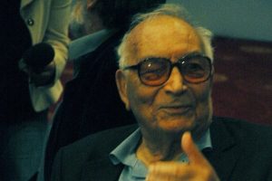 Yaşar Kemal'den &uuml;z&uuml;c&uuml; haber