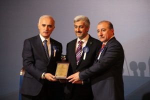 M&Uuml;SİAD Bursa'da g&ouml;rev değişimi