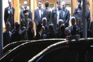 Cumhurbaşkanı Erdoğan'dan s&uuml;rpriz g&ouml;r&uuml;şme