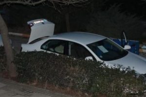 Otomobil i&ccedil;inde esrarengiz &ouml;l&uuml;m