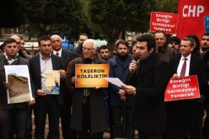 Adana'da "iş&ccedil;i" protestosu