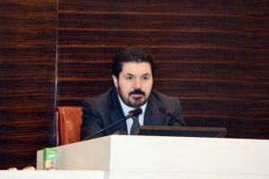 Eski CHP MYK &Uuml;yesi Sayan: "Tek yol İslamiyet"