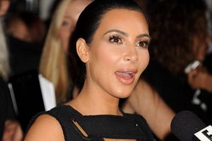 Kim Kardashian'ın &uuml;vey babası kadın oluyor!