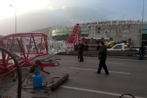 Bursa-İzmir yolu 4 saat sonra trafiğe a&ccedil;ıldı!