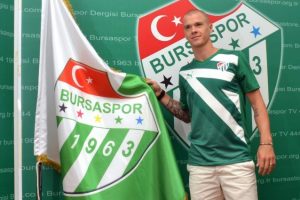Fenerbah&ccedil;e Holmen'i yine kiralayacak