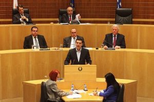 Kıbrıs'ta iki b&ouml;lgeli federal bir &ccedil;&ouml;z&uuml;m&uuml; destekliyoruz