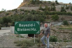 Gazeteciye saldırıya kınama