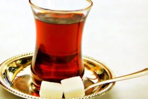 Kadınlar &ccedil;ay atıklarıyla g&uuml;zelleşecek