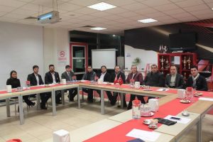 Nil&uuml;fer Gen&ccedil;lik ve Spor kul&uuml;b&uuml; 11 branşla yola &ccedil;ıktı