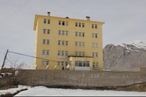 20 yıldır doktor bekliyorlar