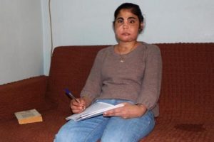 T&uuml;rkiye'nin y&uuml;z nakli yapılan ilk kadını hayatını yazdı