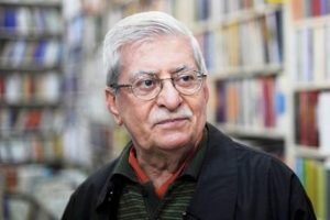 &Uuml;nl&uuml; yazara fahri doktora