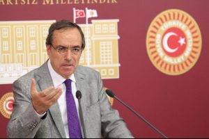 CHP'nin Bank Asya eleştirileri s&uuml;r&uuml;yor
