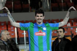 &Ccedil;aykur Rizespor'a İrlandalı forvet