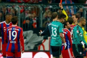 Boateng'e 3 ma&ccedil; ceza