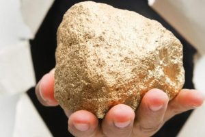 7.85 kilogramlık altın k&uuml;l&ccedil;esi buldu!