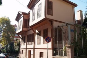 'Atat&uuml;rk'&uuml;n doğduğu evi bulduk!'