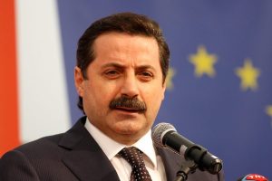 Bakan &Ccedil;elik'ten Bursa'da 'erken emeklilik' a&ccedil;ıklaması