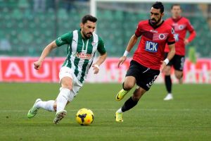 Timsah Gen&ccedil;lerbirliği'ni 90'da yıktı!