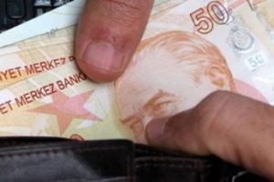 Bakan Yılmaz'dan y&uuml;zde 25 zam m&uuml;jdesi