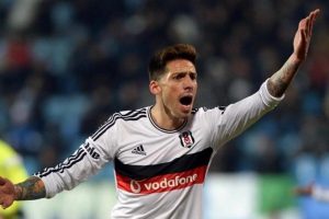 "Şampiyonluğa ulaşmak istiyoruz"