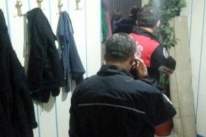 'Haber alamıyorum' dediği annesi evin tuvaletinde &ouml;l&uuml; bulundu