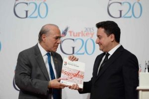 Babacan'dan 'Merkez'e: 'İnanıyoruz! Doğru olanı yapacaklar...'