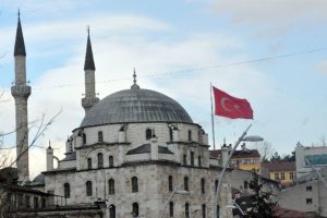 630 yıl &ouml;ncesinin mimarisi g&ouml;renleri b&uuml;y&uuml;l&uuml;yor