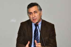 'Son bir yılda belediyeler ve bakanlıktan plansız programsız 20 bin plan ge&ccedil;ti'