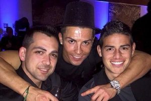 Ronaldo 4-0'dan sonra parti d&uuml;zenledi