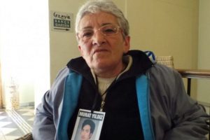 Polise teslim ettiği oğlunu bir daha g&ouml;remedi