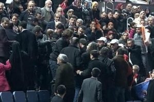 AKP kongresindeki Berkin Elvan pankartına tutuklama